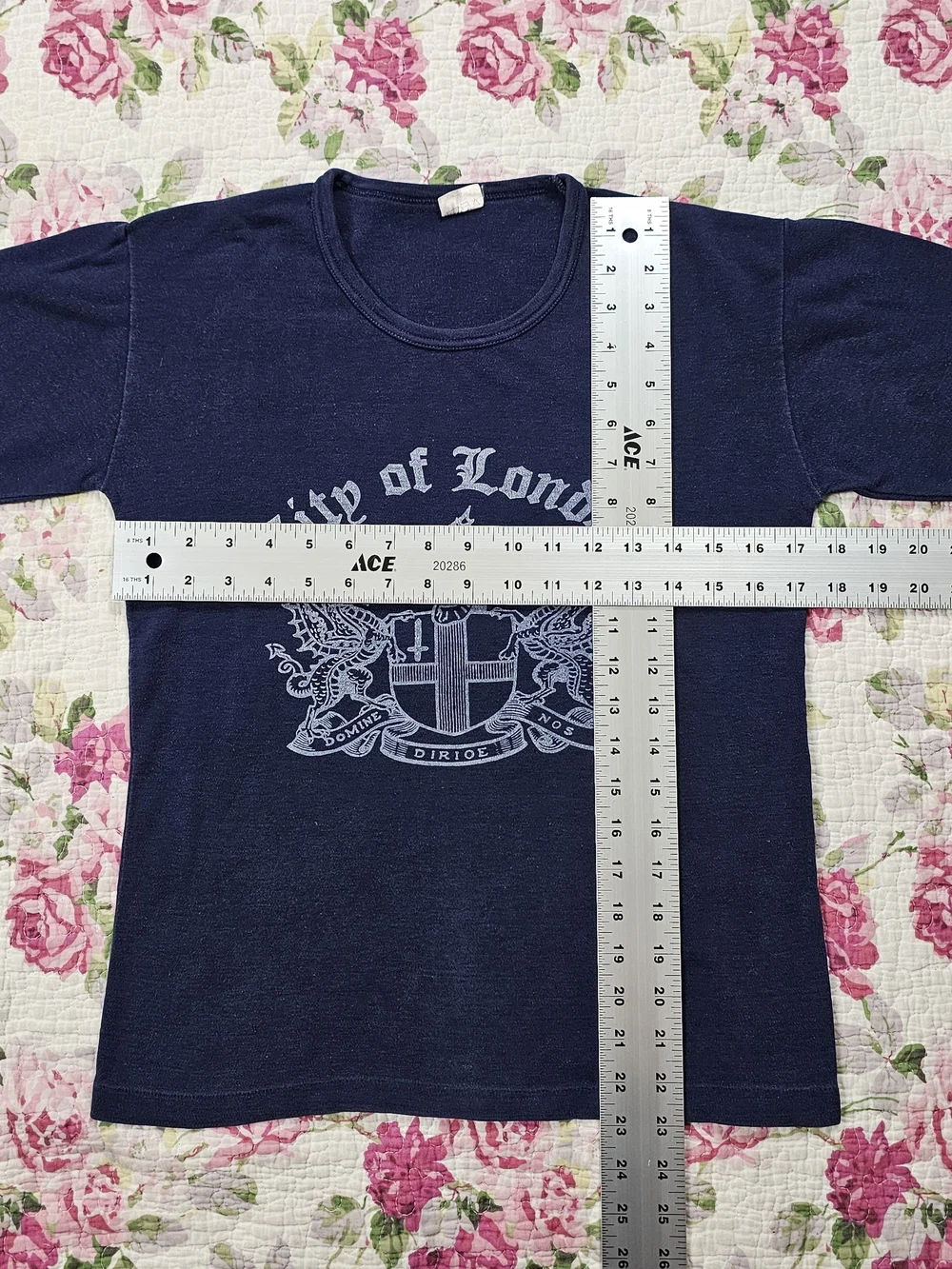 VTG 70s Men's Navy Blue City Of London Print Cotton T-Shirt M